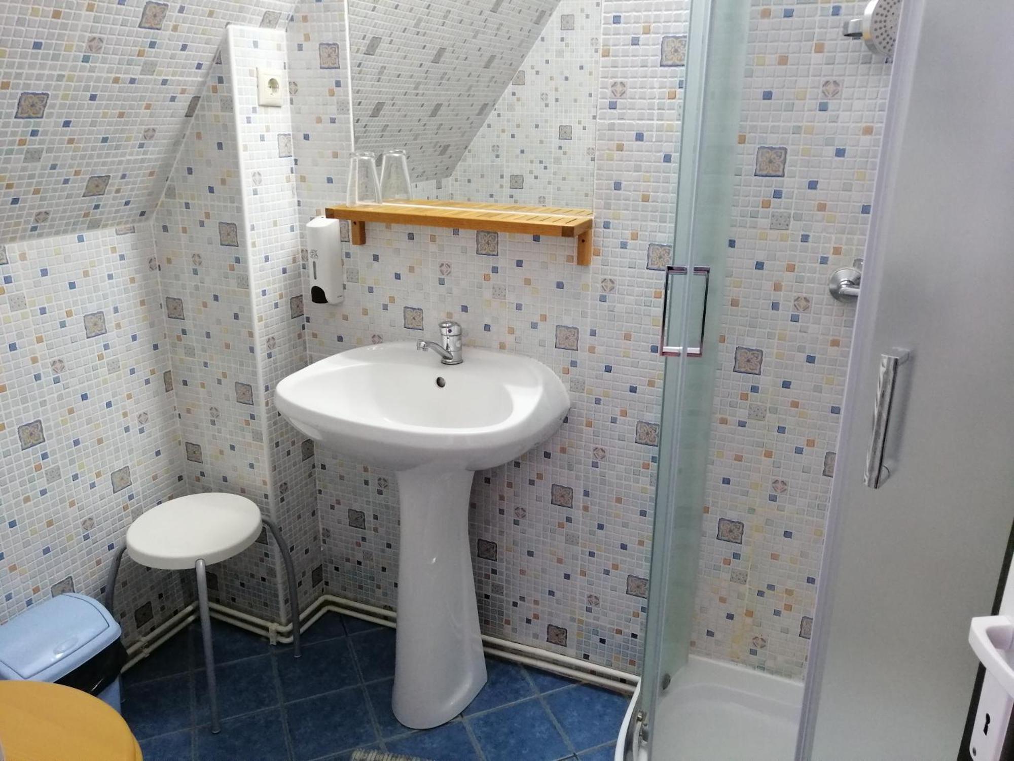 Súgó Panzió Madarasi Hargita Hotel Izvoare  Exterior foto